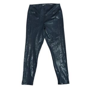 Victoria’s Secret PINK women’s medium black glossy shimmer snake print leggings